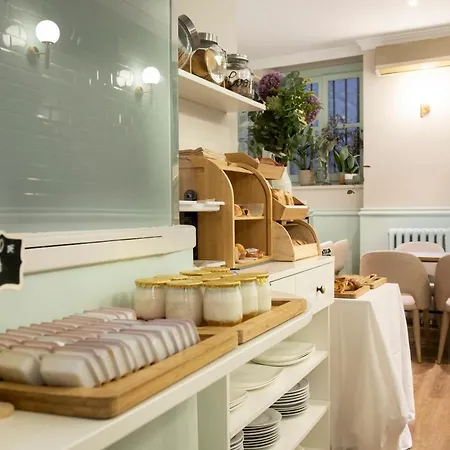 Hotel Infanta Isabel By Recordis 3*