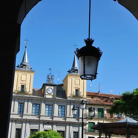 Hotel Infanta Isabel By Recordis Segowia