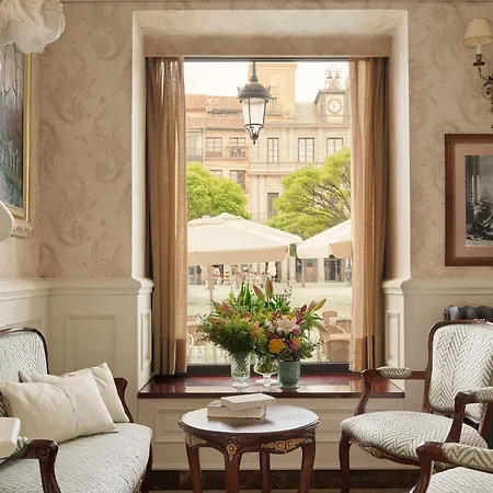 Infanta Isabel By Recordis מלון סגוביה