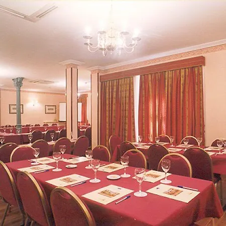 Hotel Infanta Isabel By Recordis 3*