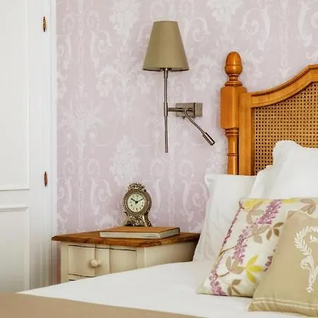 Hotel Infanta Isabel By Recordis 3*