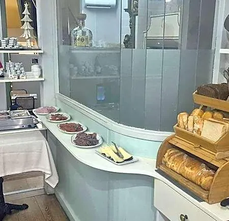 Hotel Infanta Isabel By Recordis 3*