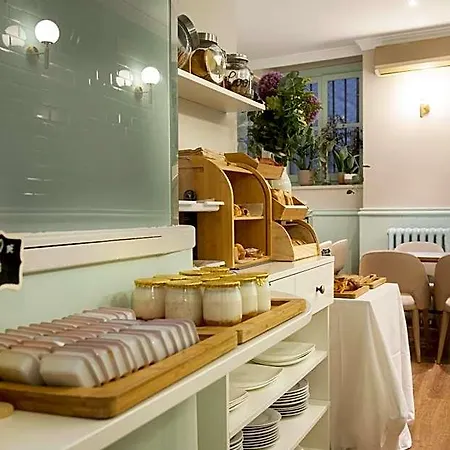 Hotel Infanta Isabel By Recordis 3*