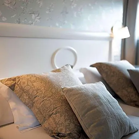 Infanta Isabel By Recordis Hotel 3*